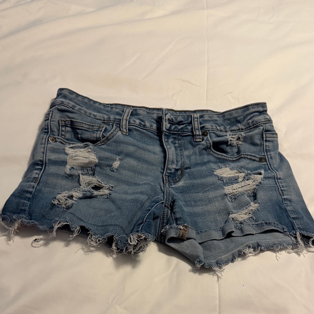 American Eagle Outfitters Light Blue Distressed Jean Shorts size 6